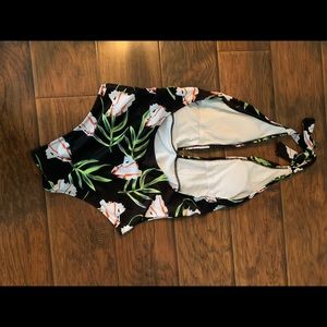 Cup she one piece bathing suit